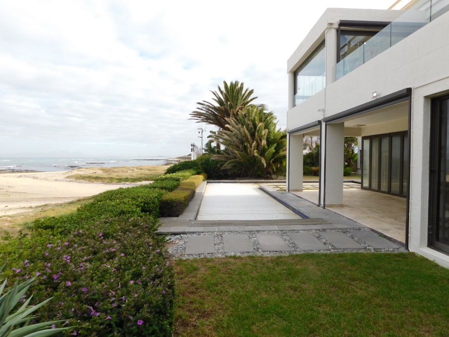 6 Bedroom Property for Sale in Harbour Island Western Cape